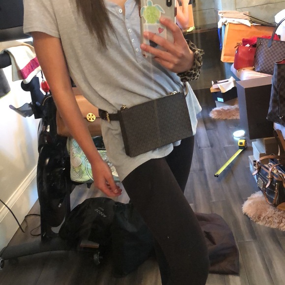 Michael Kors Dark Brown Bumbag - Picture 13 of 17